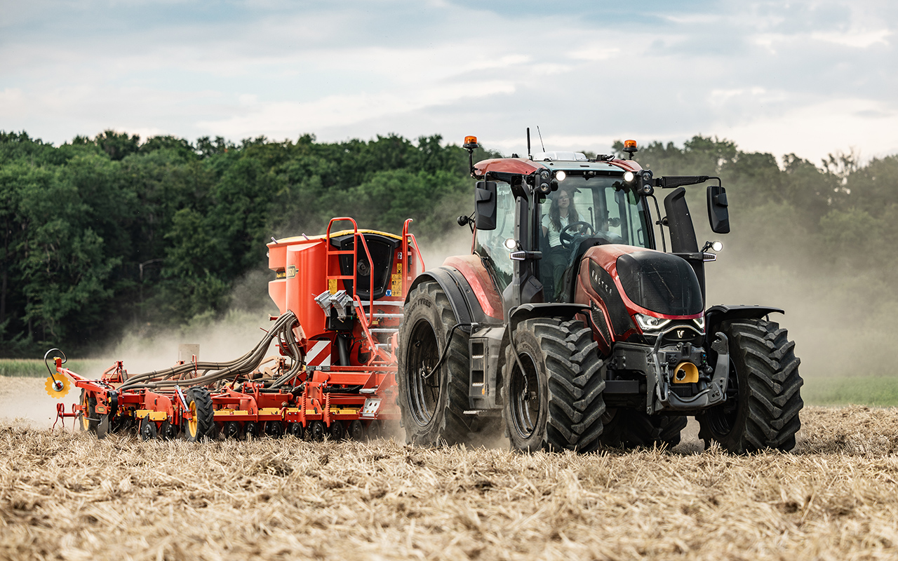 AGCO ML 180 Kademesiz Vario Şanzıman